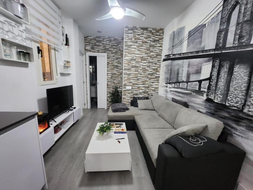 Embajadores, Apartamento Moderno Y Centrico Para 4 Madrid Exterior photo